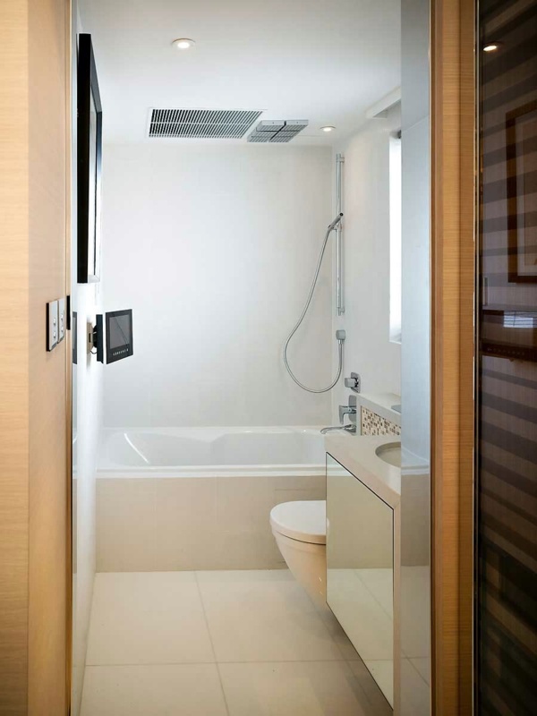 Bath tiling - Install bath and dress