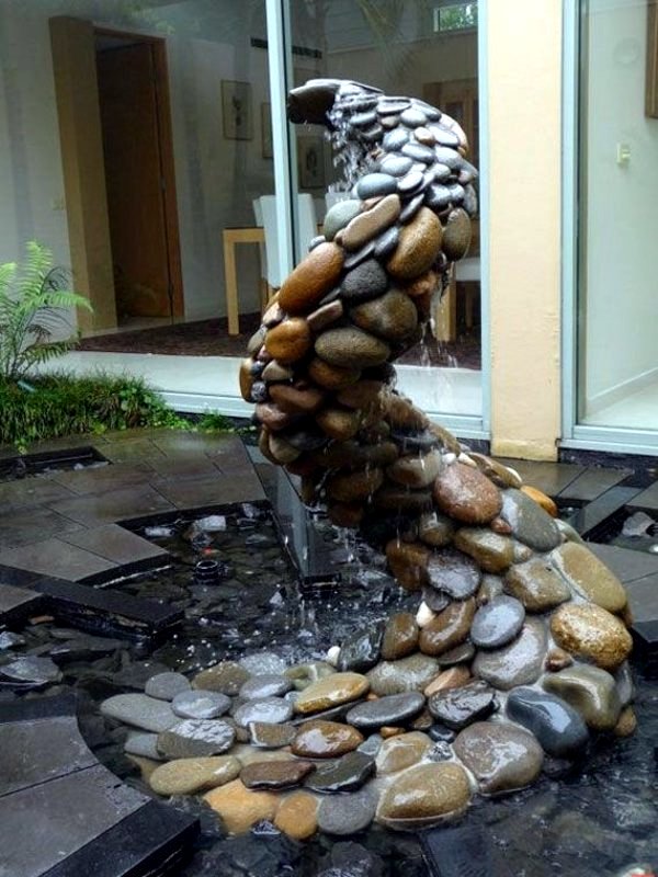 Creating a garden pond and create a green oasis