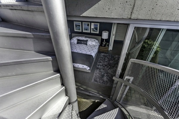 Modern Penthouse in Vancouver