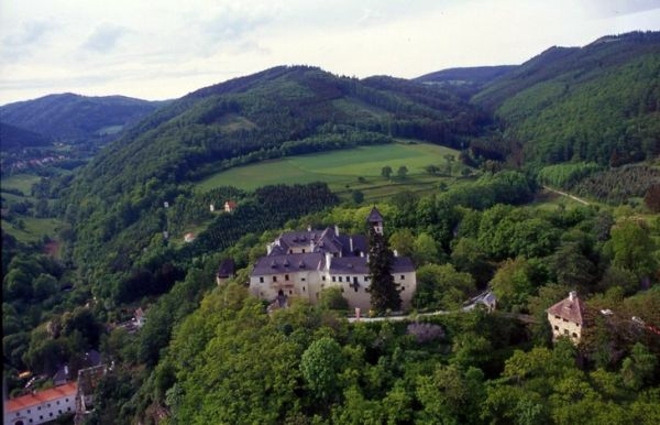 Unusual hotels - Selected