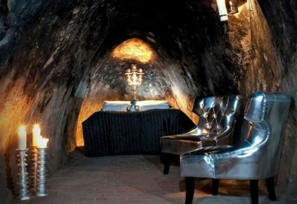 Unusual hotels - Selected