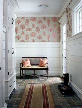 Inspiration to decorate a hallway