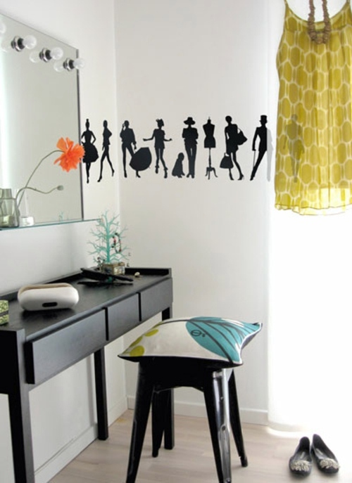 Wall Decoration with Wall Decal - 70 beautiful ideas and designs