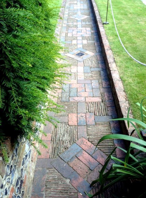 Magic English garden city - histrorisches garden design brought back to life