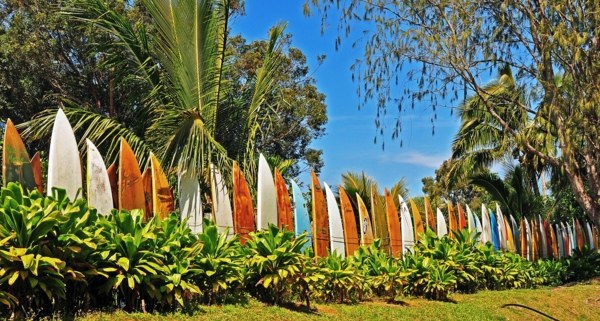 Garden fence and garden borders ideas - useful and beautiful designer suggestions