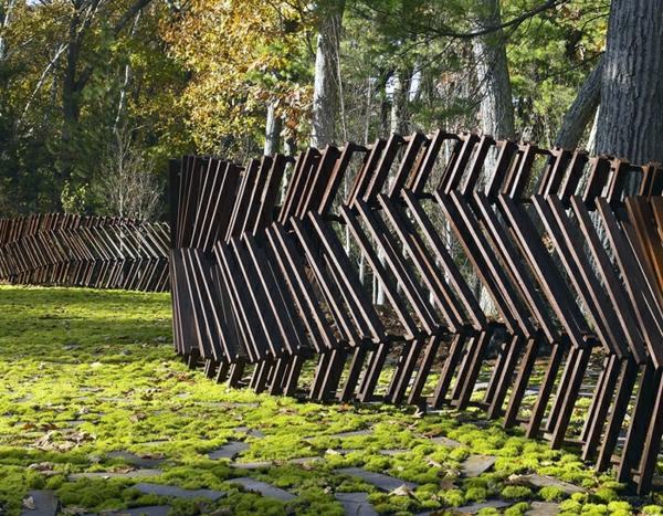 Garden fence and garden borders ideas - useful and beautiful designer suggestions