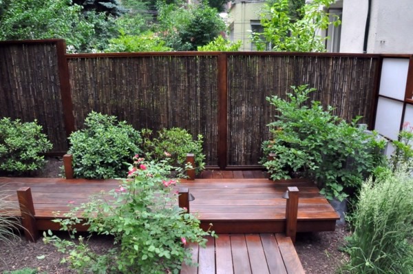 Garden fence and garden borders ideas - useful and beautiful designer suggestions
