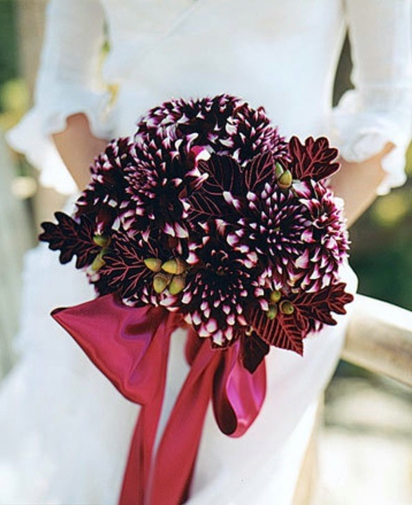 Amazing bridal bouquet ideas in autumn