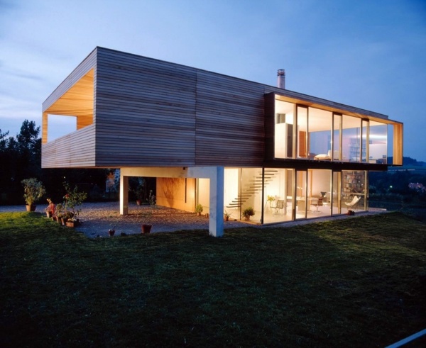 Modern architecture in the prairie - Architect house with sustainable design