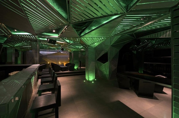 67 images for 20 of the best bar and restaurant design realizations