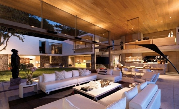 Opulent modern residence in Cape Town with spectacular ocean views