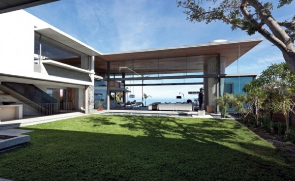Opulent modern residence in Cape Town with spectacular ocean views