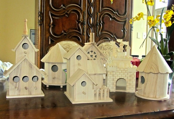 Build bird house itself - you contribute to wildlife Build bird house itself - you contribute to wildlife