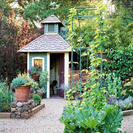 Chic Cottage in the garden - 10 fresh ideas