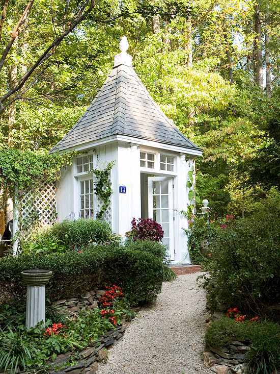 Chic Cottage in the garden - 10 fresh ideas