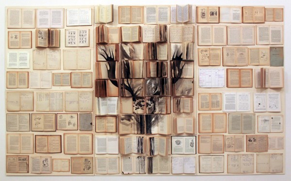 Surprising book painting invokes strong feelings out - Ekaterina Panikanova Surprising book painting invokes strong feelings out - Ekaterina Panikanova