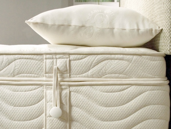 Schlafzimmer - Better sleep - Choose the right mattress!