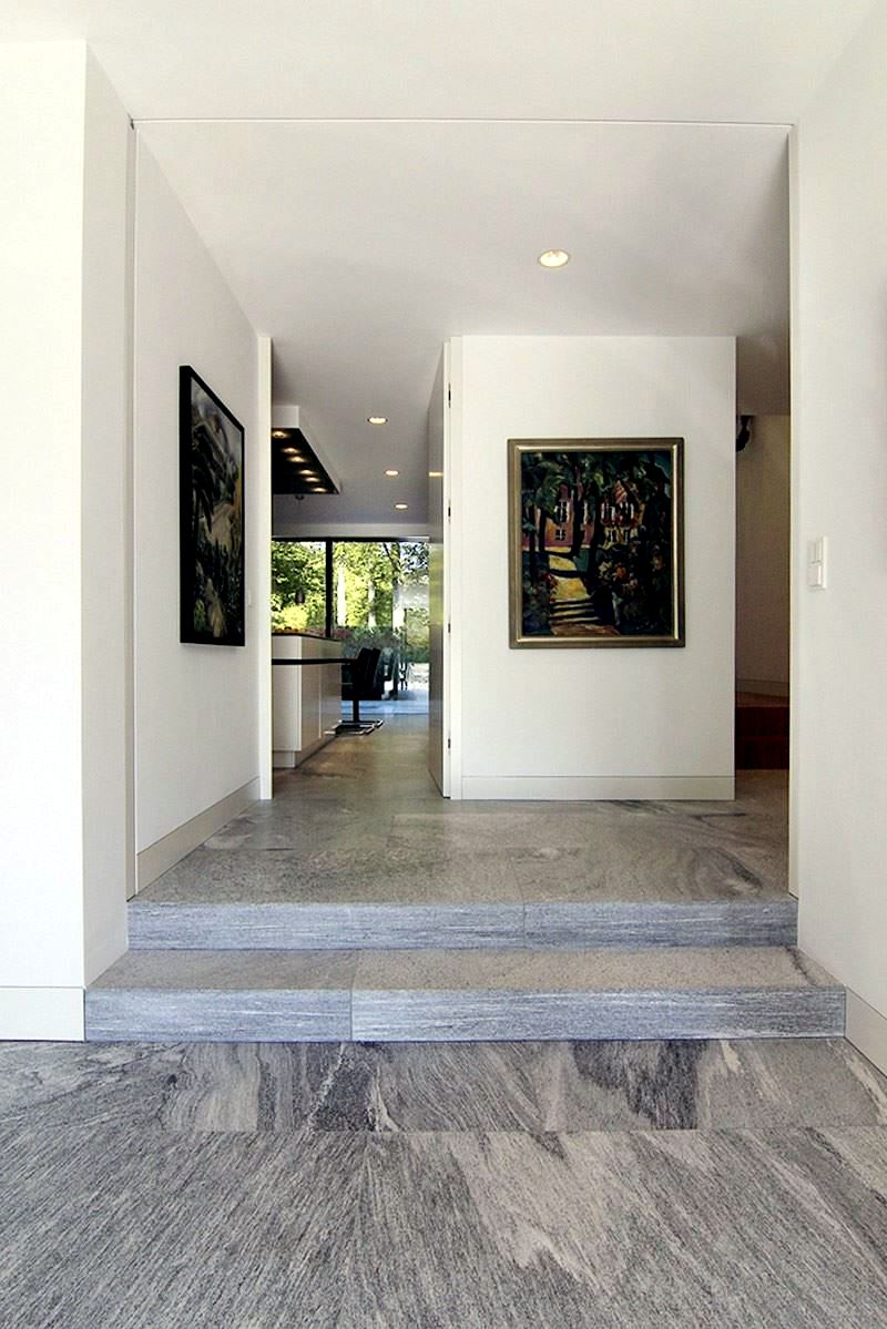 Residential house in Munich with music room