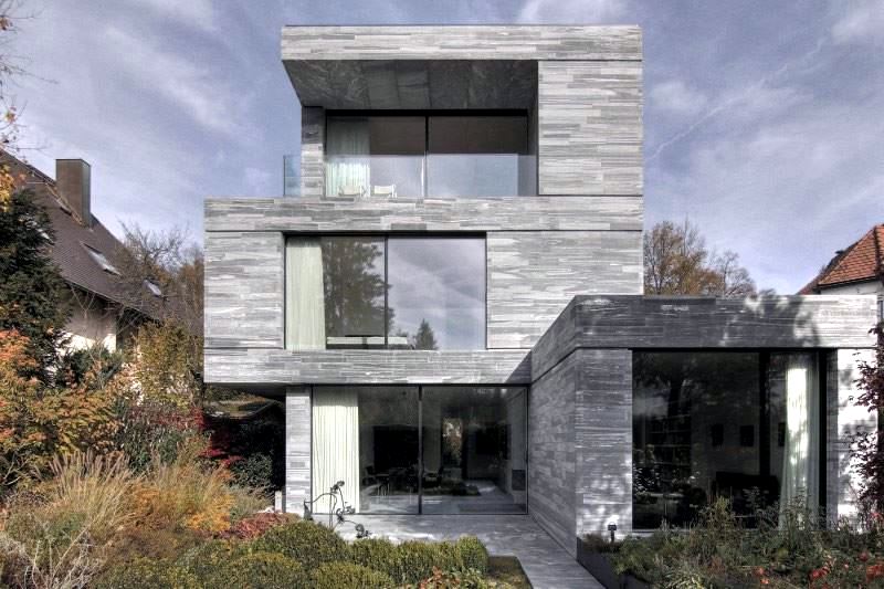 Residential house in Munich with music room