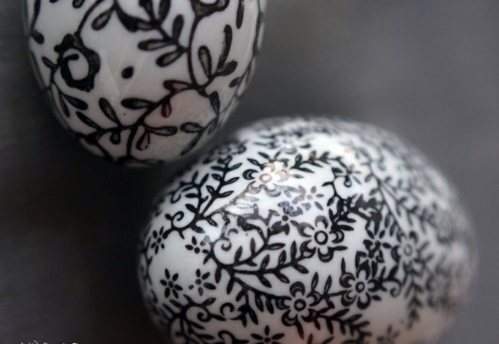 Tinker and paint cool Easter eggs