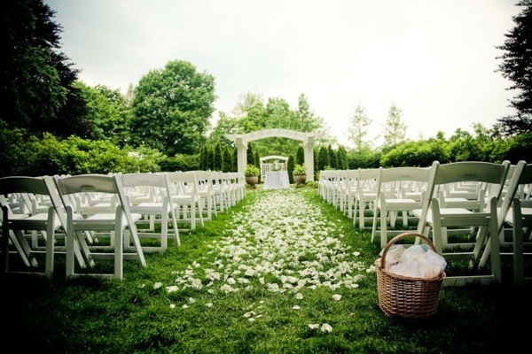 Wedding Decor with floral decoration - Cool wedding decoration outdoor
