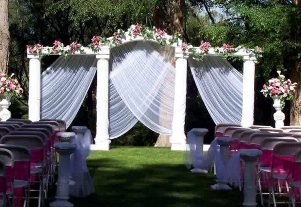 Wedding Decor with floral decoration - Cool wedding decoration outdoor