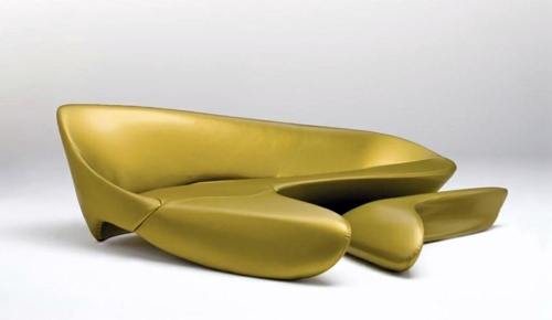 Attractive beautiful designer sofa by Zaha Hadid for Cassina Contract