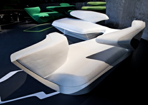 Attractive beautiful designer sofa by Zaha Hadid for Cassina Contract