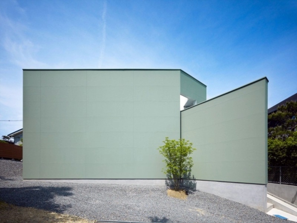 Minimalist House in Kawachinagano of Fujiwarramuro Architects