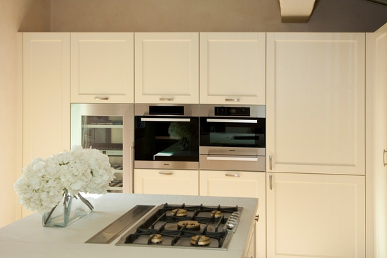 Stylish Kitchen Furniture with Italian Design