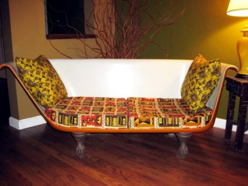 Cast iron bathtub couches