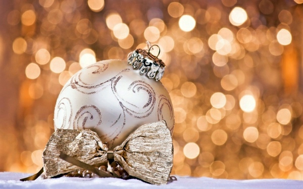 Cool Christmas Decorations and Christmas lights - Merry, Merry Christmas season