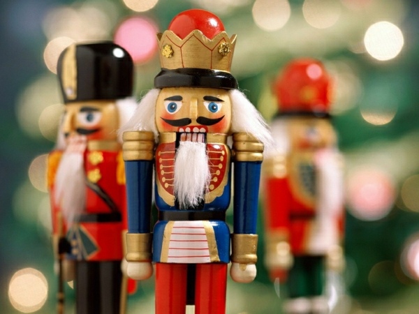 Cool Christmas Decorations And Christmas Lights Merry Merry