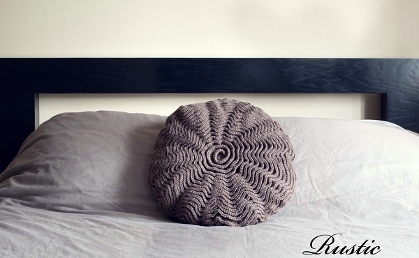Knitted and crocheted decoration for DIY Knitted and crocheted decoration for DIY