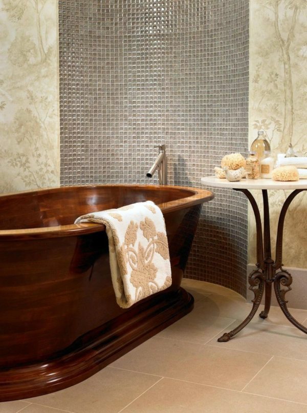 Designer house with swimming pool and wine cellar