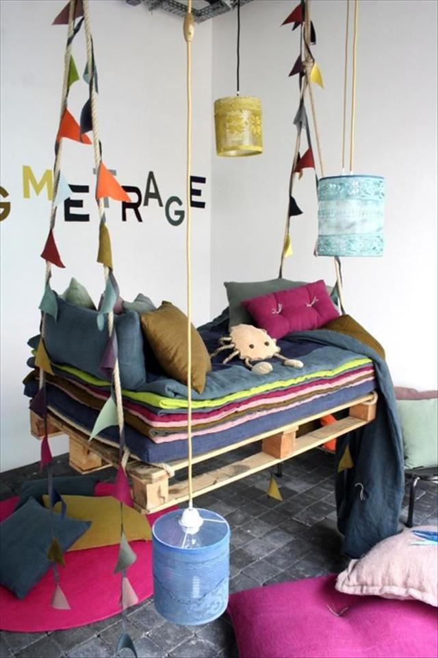 DIY swing from Euro pallets