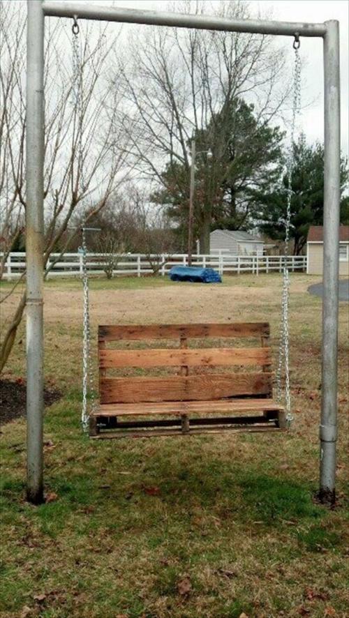 DIY swing from Euro pallets