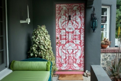 12 cool ideas for pink creative door design