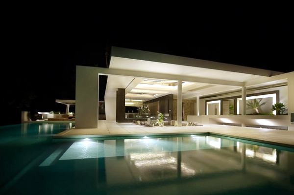 Luxury Villa with innovative architecture