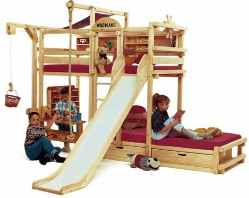 Floors beds for large families attached to Woodland