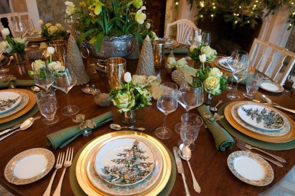 Attractive tableware made of porcelain - Table decoration with various dishes Attractive tableware made of porcelain - Table decoration with various dishes