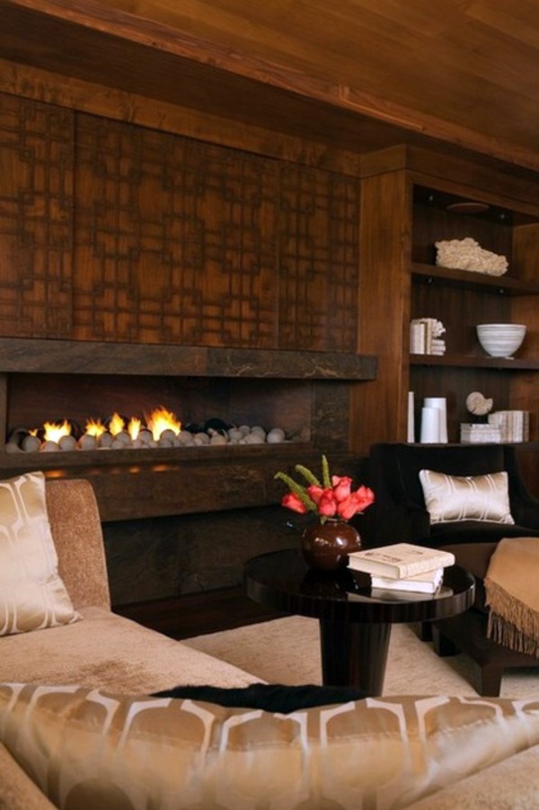 Hearth, which draws attention to itself Hearth, which draws attention to itself