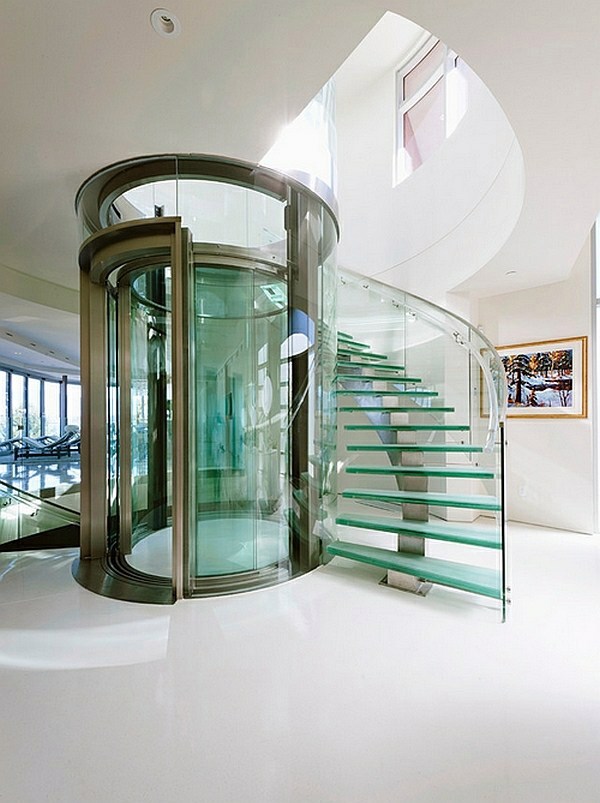 Stairs made of glass for a contemporary appearance