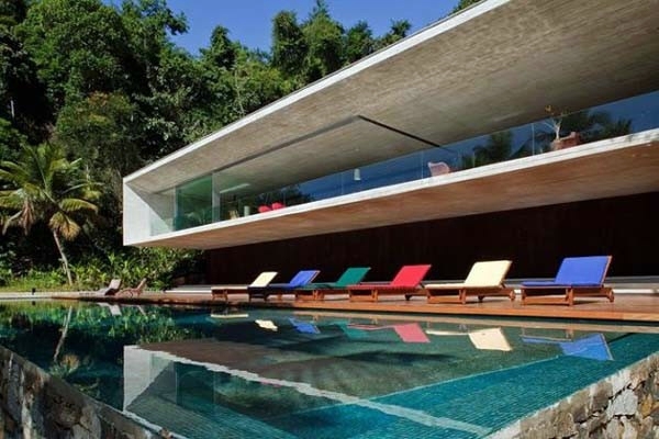 38 of the most spectacular contemporary pools
