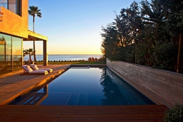 38 of the most spectacular contemporary pools