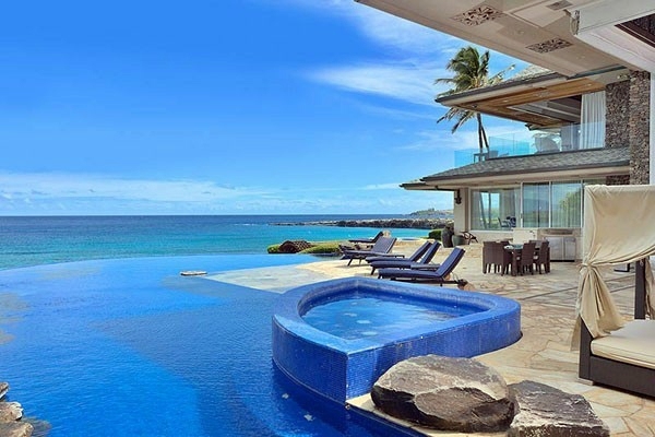 38 of the most spectacular contemporary pools