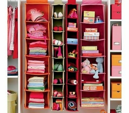 Answer to the question - How to organize the closet in the nursery