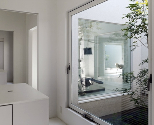 Designed Japanese dental clinic design by architect Hironaka Ogawa