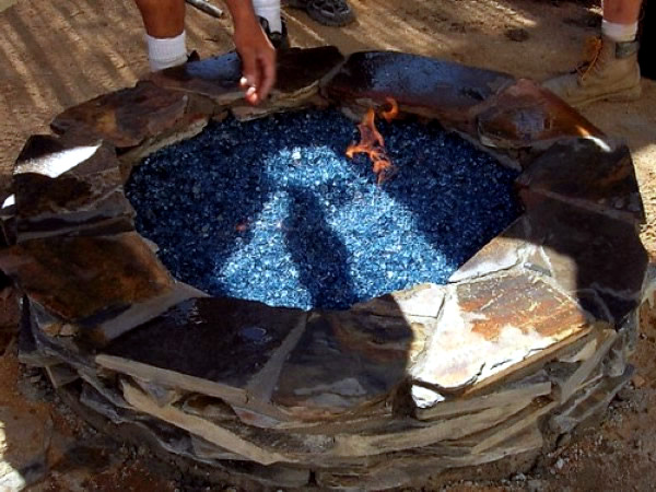 For the garden - great hearths and bowls make for themselves For the garden - great hearths and bowls make for themselves