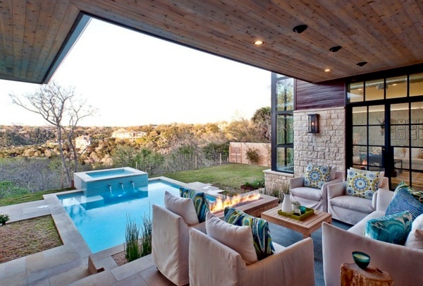 Modern Texas residence combines period features with cool blue accents
